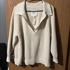 Aerie Women's V-Neck Cream Sweater